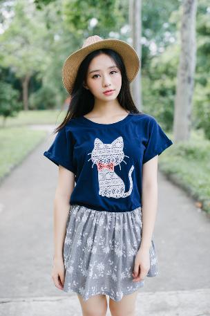 5大看点解析！《少妇精油按摩》无码版VS《乳色吐息》在线观看哪个更刺激？